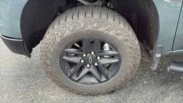 2025 Chevrolet Silverado 1500 4WD Crew Cab Short Bed LT Trail Boss