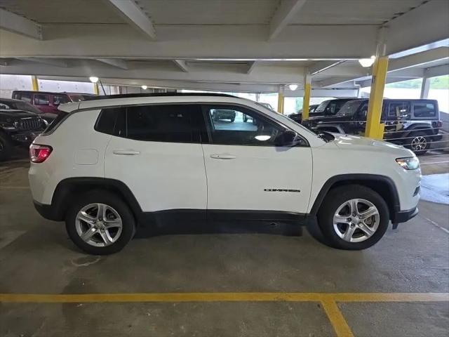2023 Jeep Compass Latitude 4x4 for sale in Oak Lawn, IL
