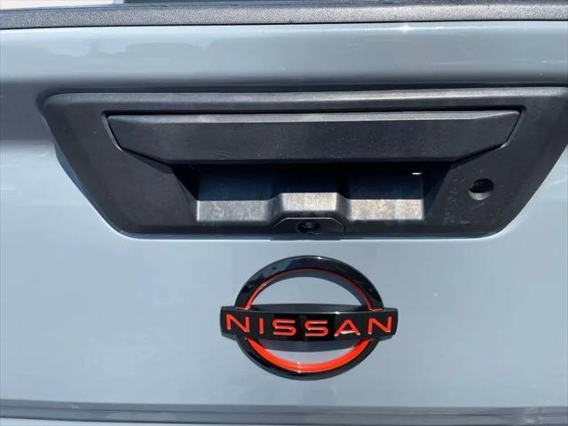 2022 Nissan Frontier Crew Cab PRO-4X 4x4
