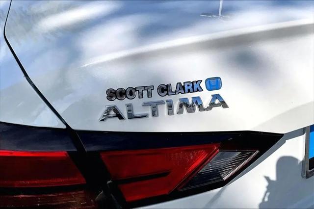 2021 Nissan Altima SR Intelligent AWD