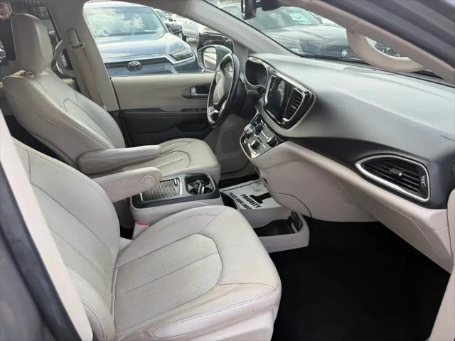 2021 Chrysler Pacifica Touring L