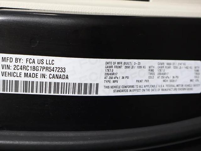 2023 Chrysler Pacifica Touring L