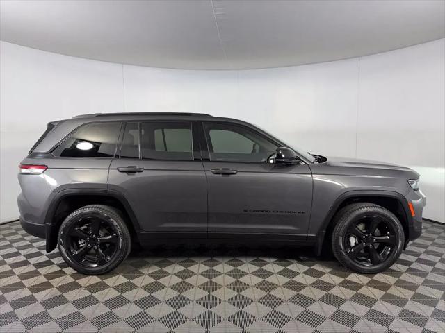 2024 Jeep Grand Cherokee Limited 4x2