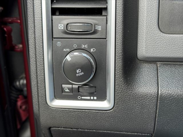 2017 Ram 3500 Big Horn Crew Cab 4x4 8 Box