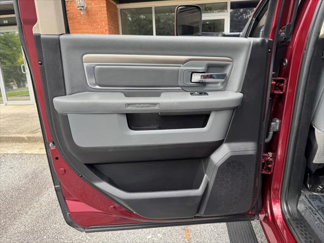 2017 Ram 3500 Big Horn Crew Cab 4x4 8 Box