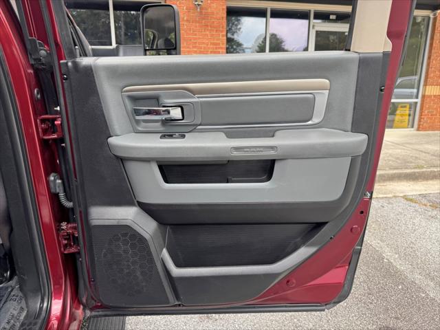 2017 Ram 3500 Big Horn Crew Cab 4x4 8 Box