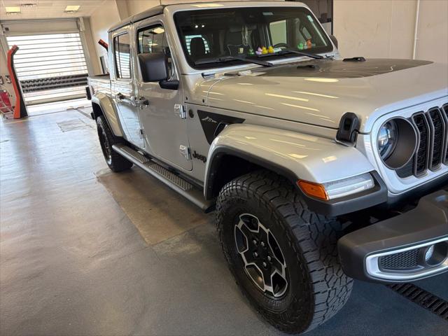 2024 Jeep Gladiator Sport S for sale in Groveport, OH