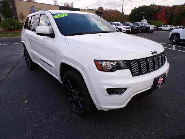 2022 Jeep Grand Cherokee Laredo X 4x4 for sale in Millbury, MA