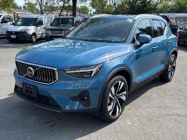 2024 Volvo XC40 B5 Plus Bright Theme for sale in Falls Church, VA