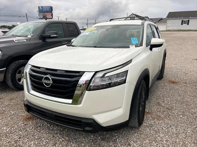 2022 Nissan Pathfinder SV 4WD for sale in Somerset, KY