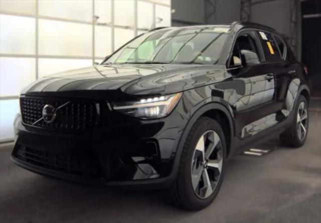 2026 Volvo XC40 Plus, B5 AWD Gas mild hybrid, Dark for sale in Willoughby, OH