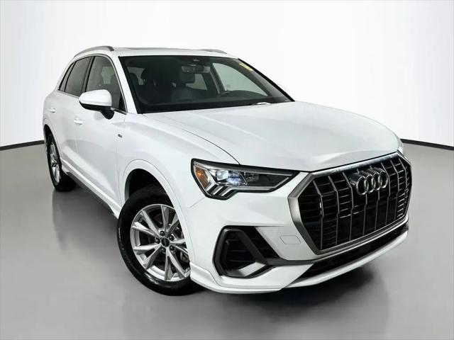 2025 Audi Q3 Premium 45 TFSI S line quattro Tiptronic for sale in Clive, IA