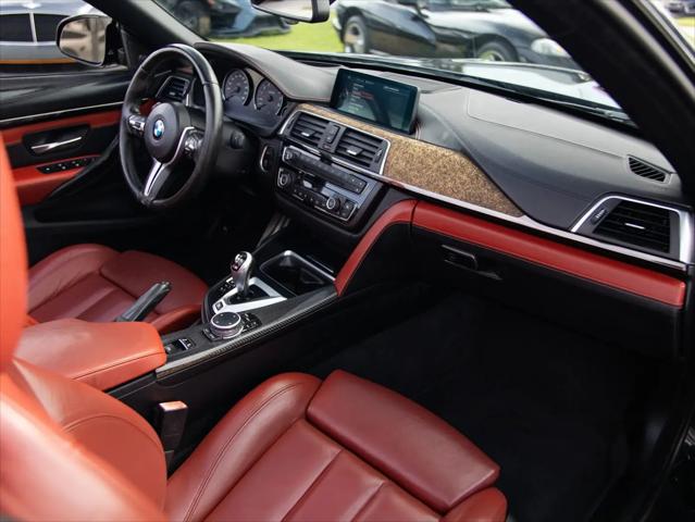 2016 BMW M4 Standard