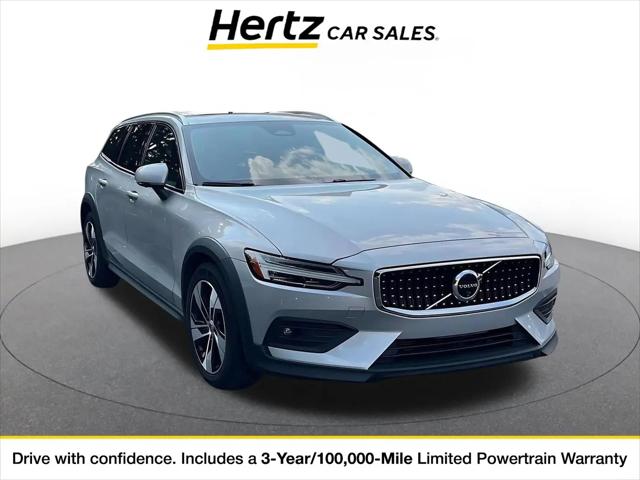 2025 Volvo V60 Cross Country Plus, B5 AWD Gas mild hybrid for sale in Winston-Salem, NC