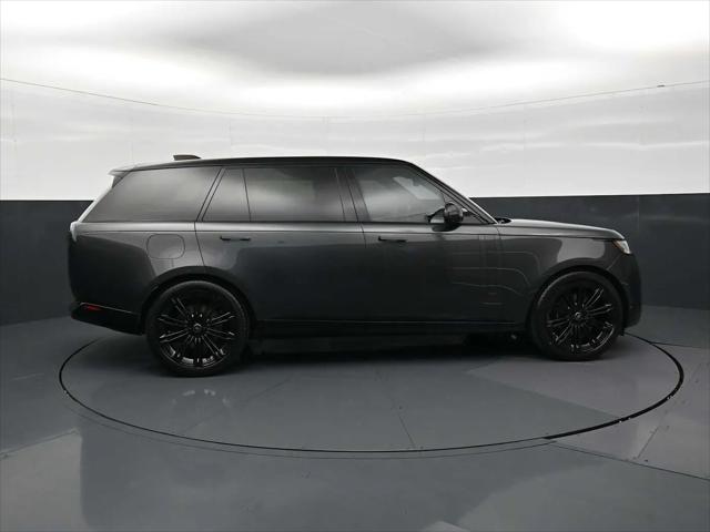 2023 Land Rover Range Rover P530 SE
