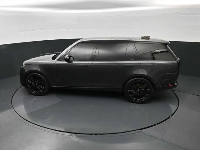 2023 Land Rover Range Rover P530 SE