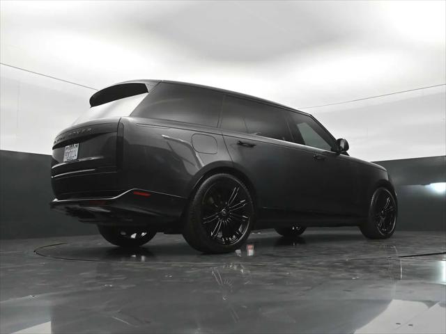 2023 Land Rover Range Rover P530 SE