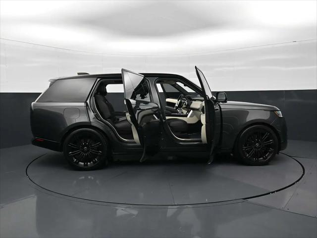 2023 Land Rover Range Rover P530 SE