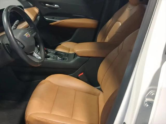 2024 Cadillac XT4 AWD Premium Luxury