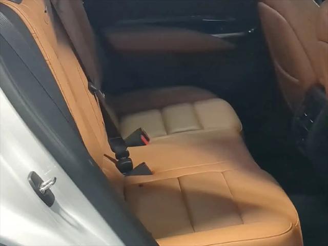 2024 Cadillac XT4 AWD Premium Luxury
