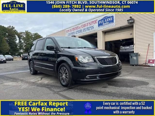 2014 Chrysler Town & Country S for sale in South Windsor, CT