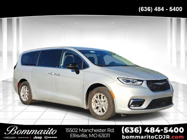 2024 Chrysler Pacifica Touring L for sale in Ellisville, MO