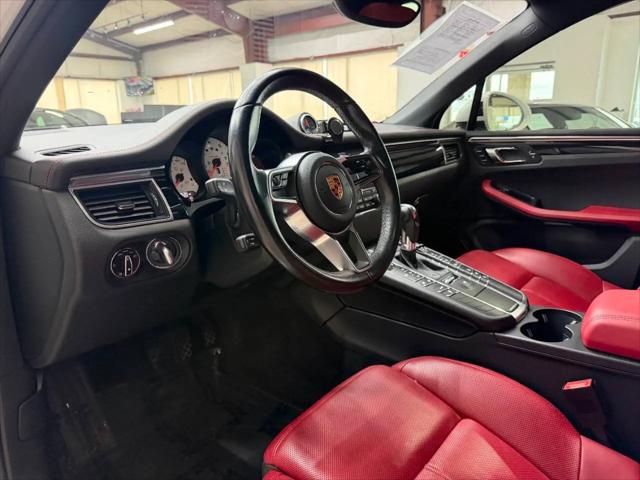 2017 Porsche Macan S