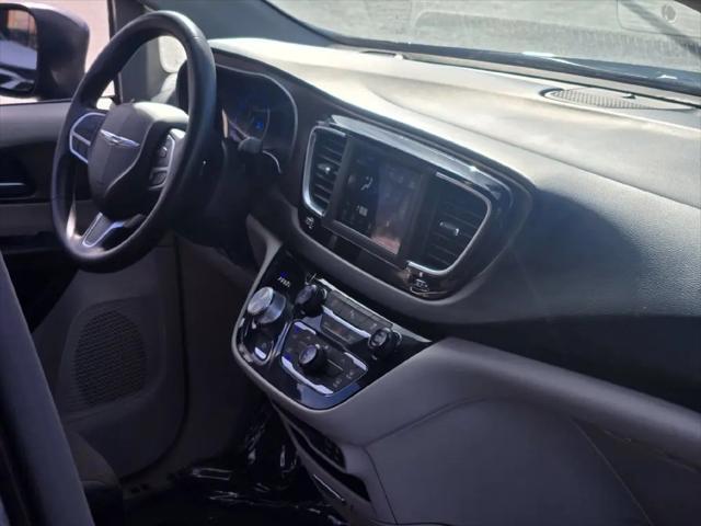 2019 Chrysler Pacifica LX