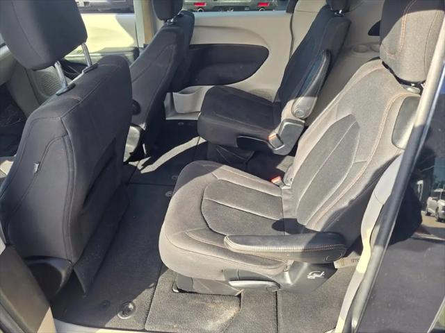 2019 Chrysler Pacifica LX