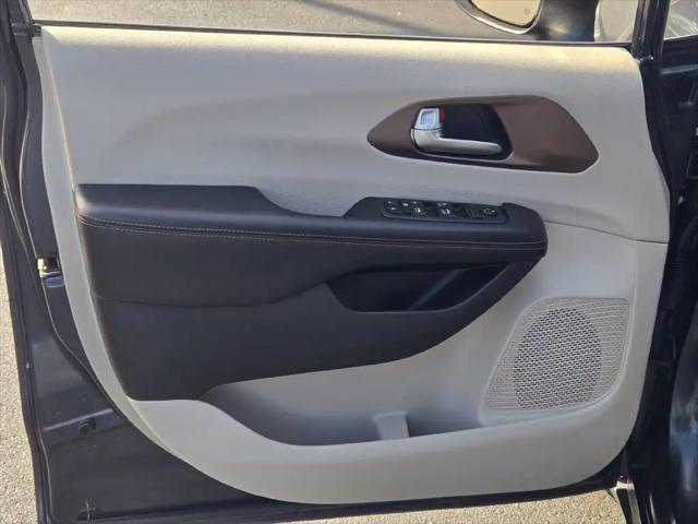 2019 Chrysler Pacifica LX