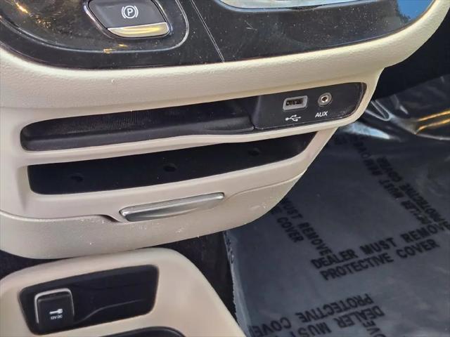 2019 Chrysler Pacifica LX