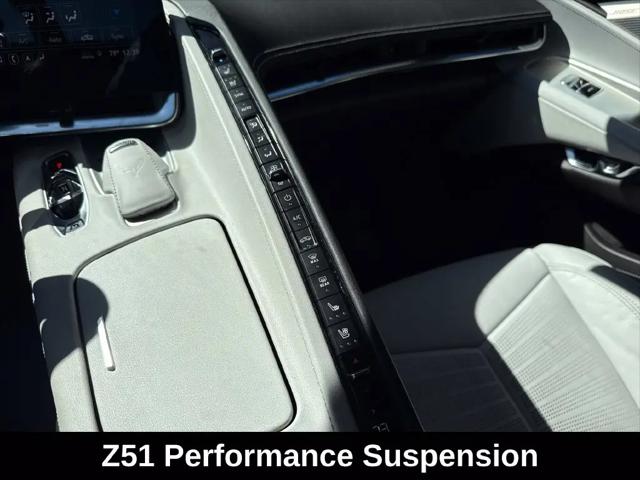 2020 Chevrolet Corvette Stingray RWD Convertible 2LT