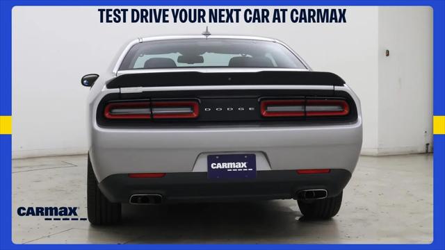 2017 Dodge Challenger SXT