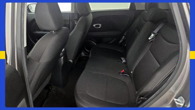 2015 Kia Soul Base