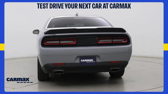 2021 Dodge Challenger SXT