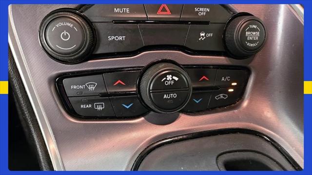 2021 Dodge Challenger SXT