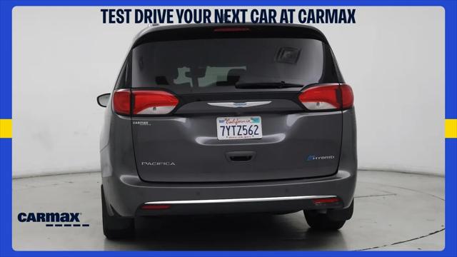 2017 Chrysler Pacifica Hybrid Platinum