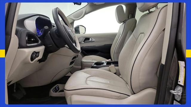 2017 Chrysler Pacifica Hybrid Platinum