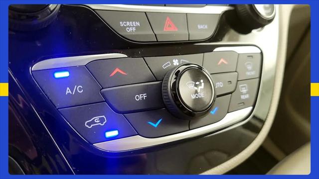 2017 Chrysler Pacifica Hybrid Platinum