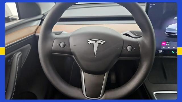 2025 Tesla Model Y Long Range Dual Motor Rear-Wheel Drive