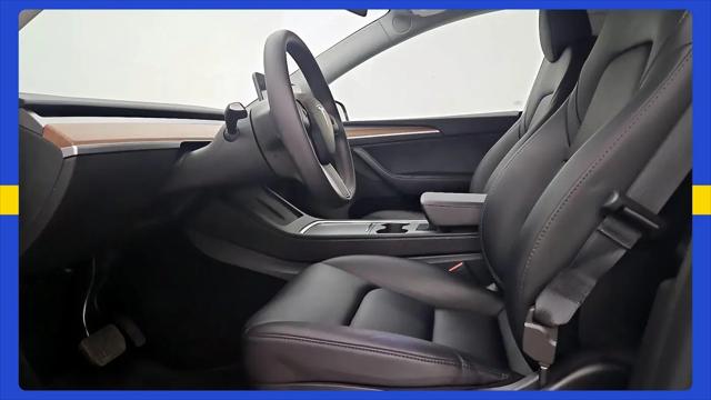2025 Tesla Model Y Long Range Dual Motor Rear-Wheel Drive