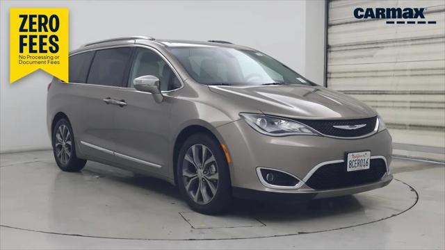2017 Chrysler Pacifica Limited for sale in Sacramento, CA