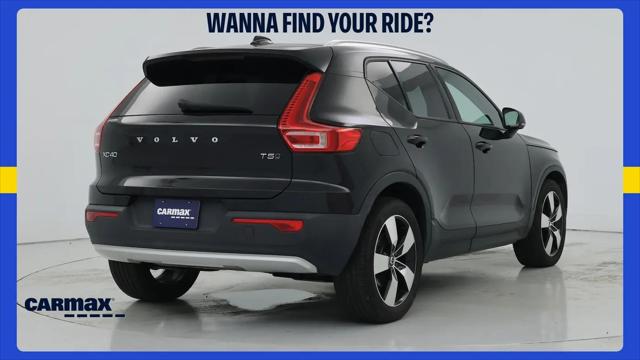 2021 Volvo XC40 T5 Momentum