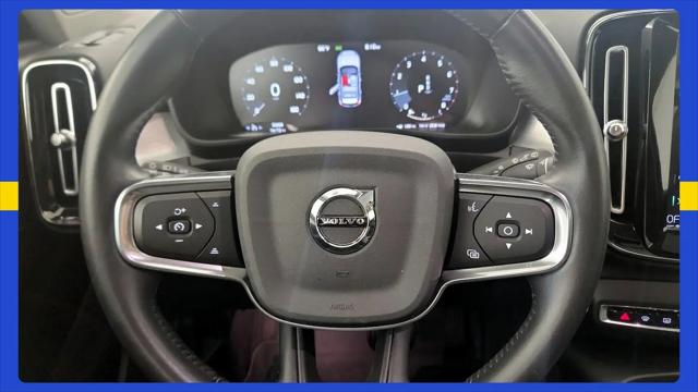 2021 Volvo XC40 T5 Momentum