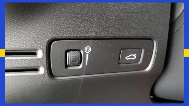 2021 Volvo XC40 T5 Momentum