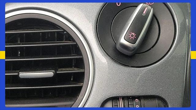 2019 Volkswagen Beetle 2.0T SE