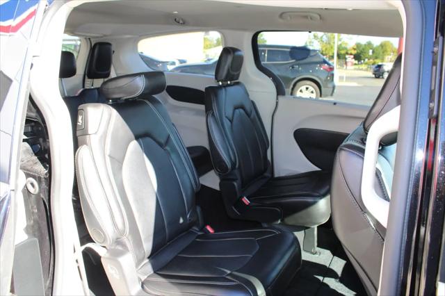 2024 Chrysler Pacifica Touring L AWD