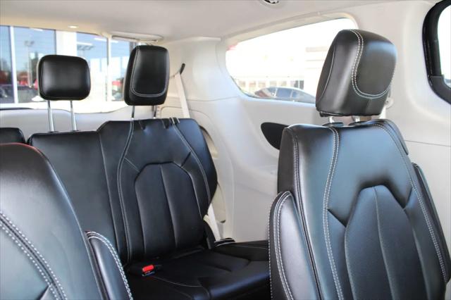 2024 Chrysler Pacifica Touring L AWD