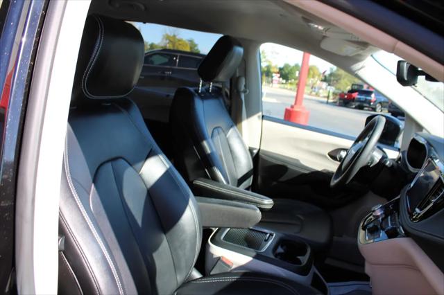 2024 Chrysler Pacifica Touring L AWD