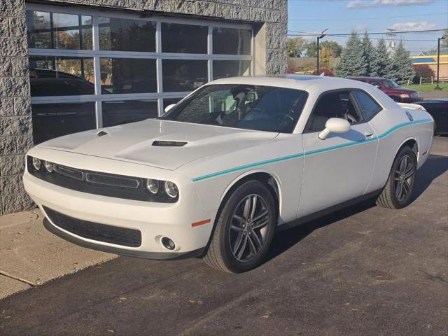 2019 Dodge Challenger SXT AWD for sale in Walled Lake, MI